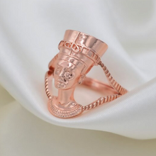 Load image into Gallery viewer, Queen Nefertiti Ring
